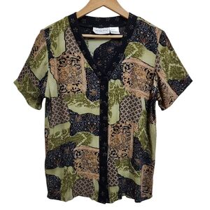 California Krush Top Womens M Green Black Mixed Print Short Sleeve Button V Neck